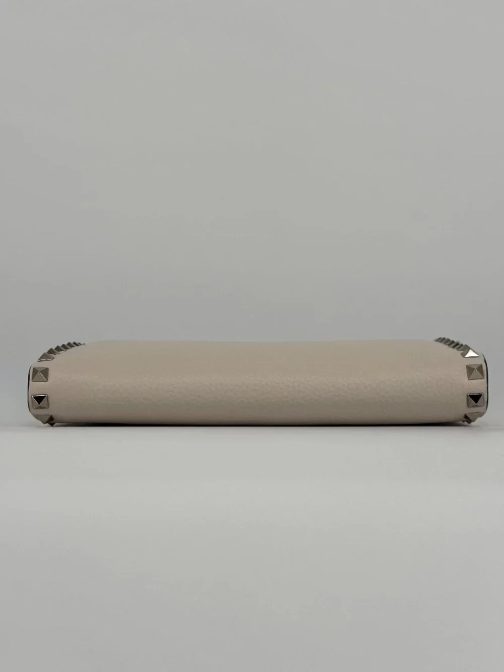 Valentino Garavani Rockstud Wristlet Pouch in Pebbled Calfskin
